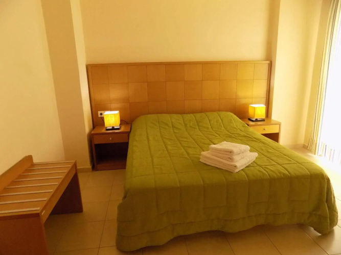 Manolis Apartments