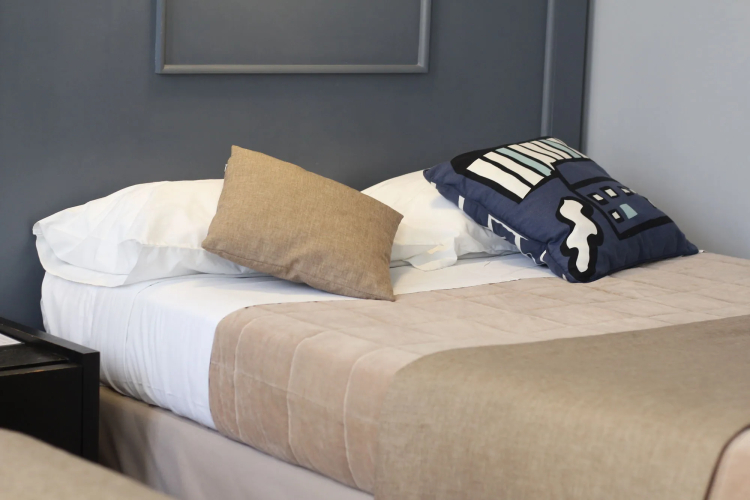 Hotel Cosmotel - Featured