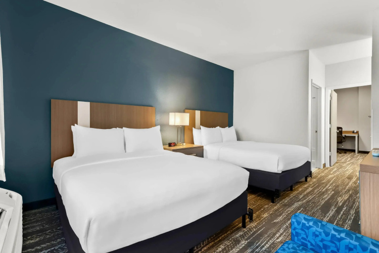 Clarion Suites Anchorage Downtown