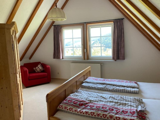 2 Bedrooms Apartment