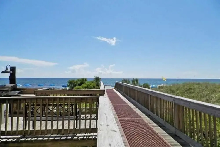 Sunrise Beach 1110 - 1833670
