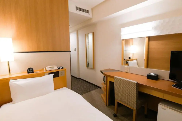 Jr Clement Inn Himeji