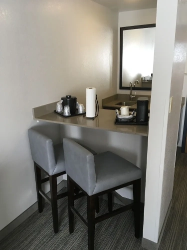 1 Bedroom Suite