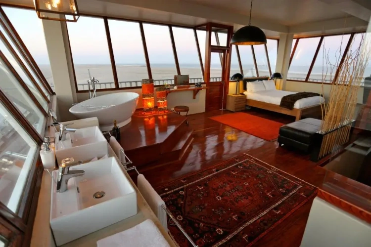 Double Suite
