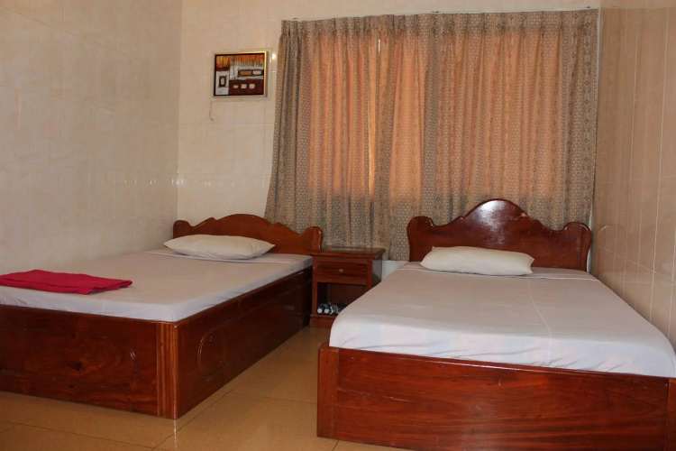 Lucky 2 Guesthouse