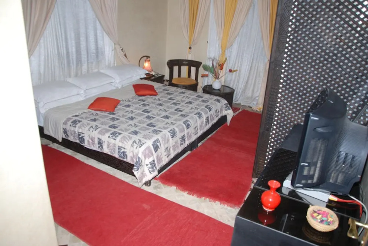 Villa Guest