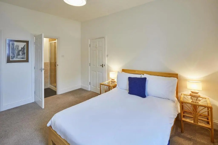 Host Stay Fox S Hideout
