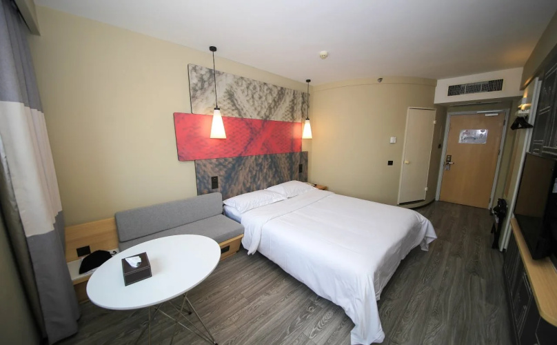 ibis Nanjing Zhonghua