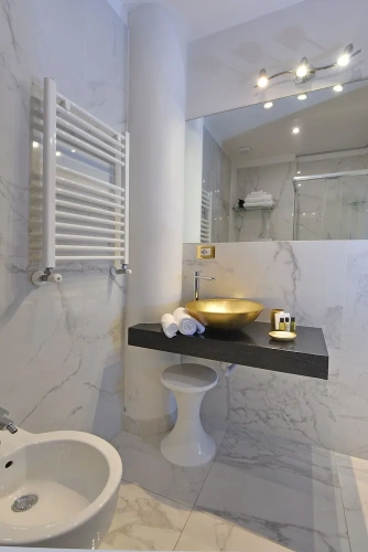 Deluxe Double room with balcony and with city view