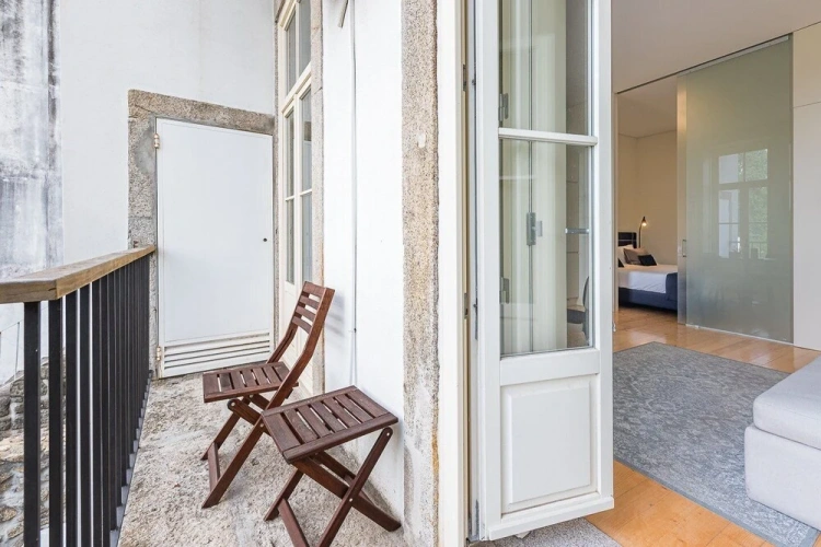 1 Bedroom Apartment with balcony