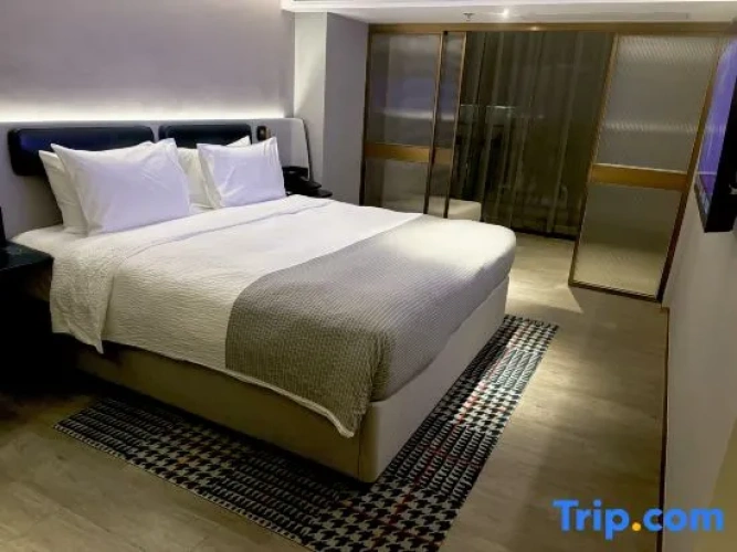 Deluxe Double Duplex Suite