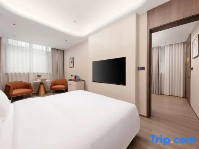 Deluxe Family Suite