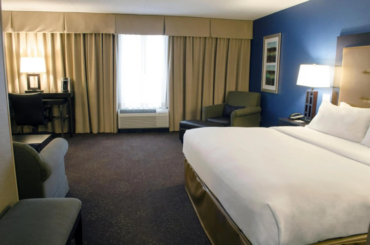 Holiday Inn Fargo by IHG