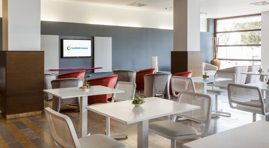 Hotel ILUNION Fuengirola photo 24