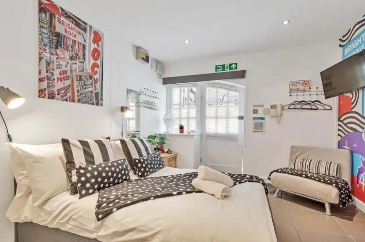 Brighton Getaways - Artist Studio