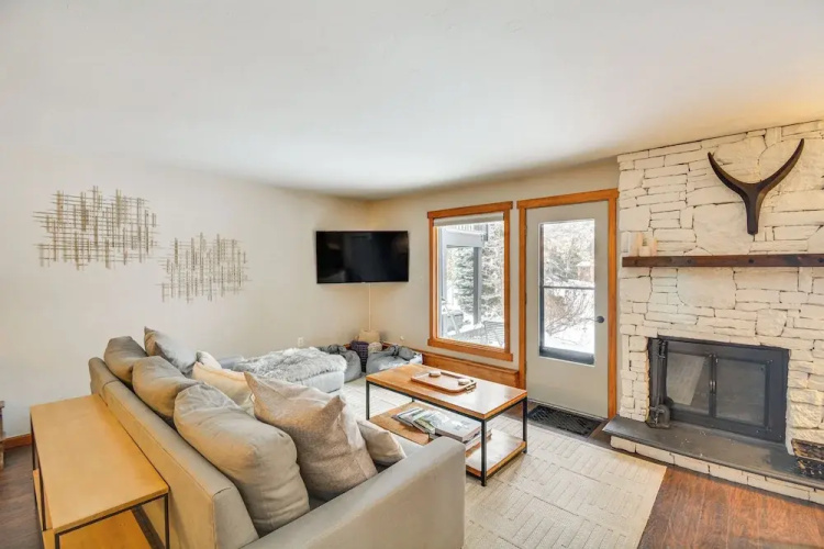 Avon Condo < 10 Mi to Vail & Beaver Creek!