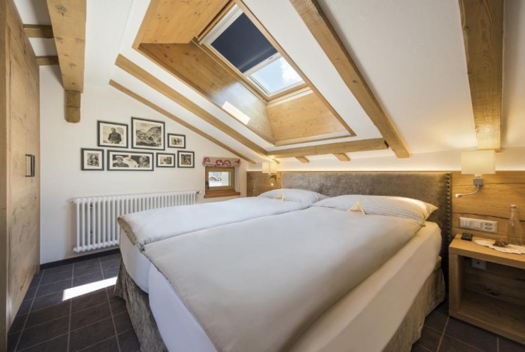 Alpine Roof Suite