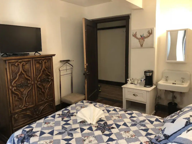 Trucountry Inn