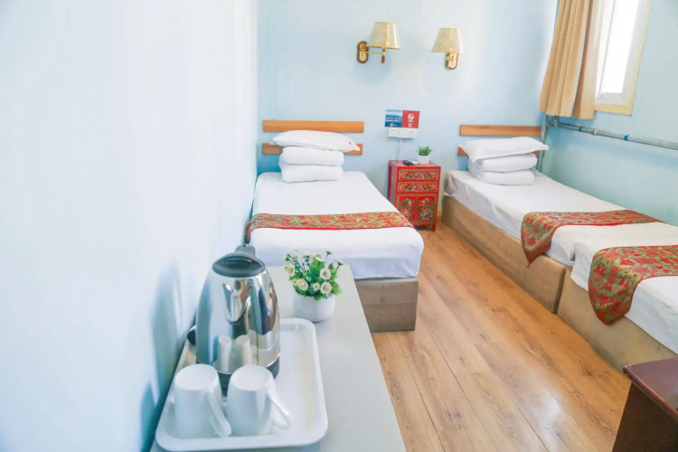 Home Youth Hostel
