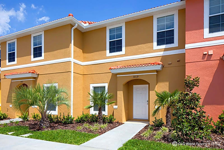 4 Bedrooms Townhome room