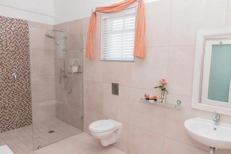 Paternoster Lodge