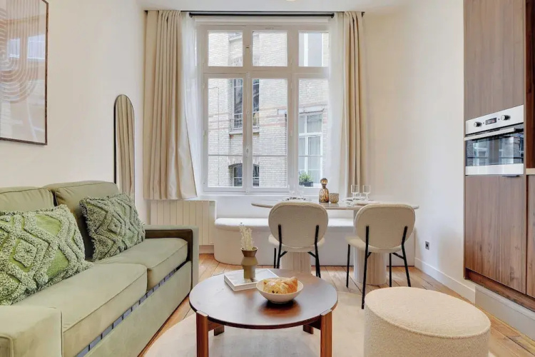 Chic Apartment - 1br/4p - Republique