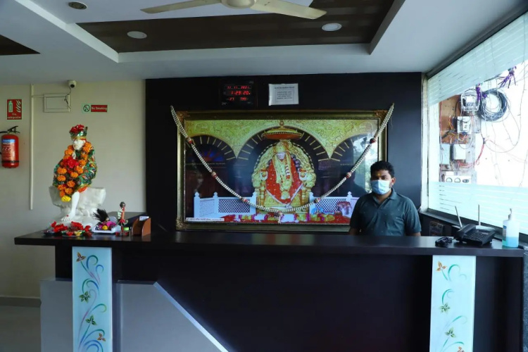 Sai Madhavi Palace Hotel