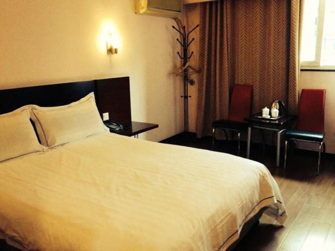 Ocean Star Holiday Inn