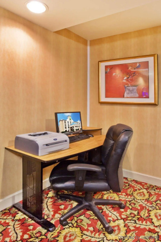 Best Western Plus Carrollton