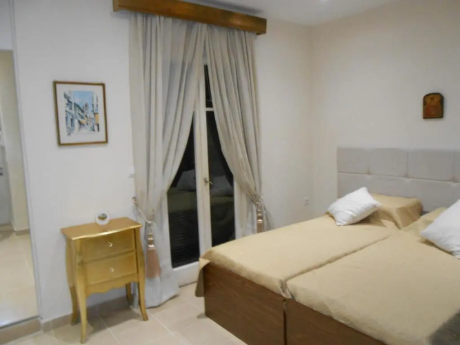 Elena's old Corfu town apartment