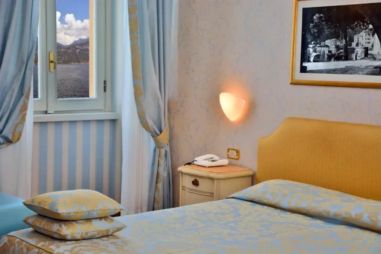 Superior Double room with lake view