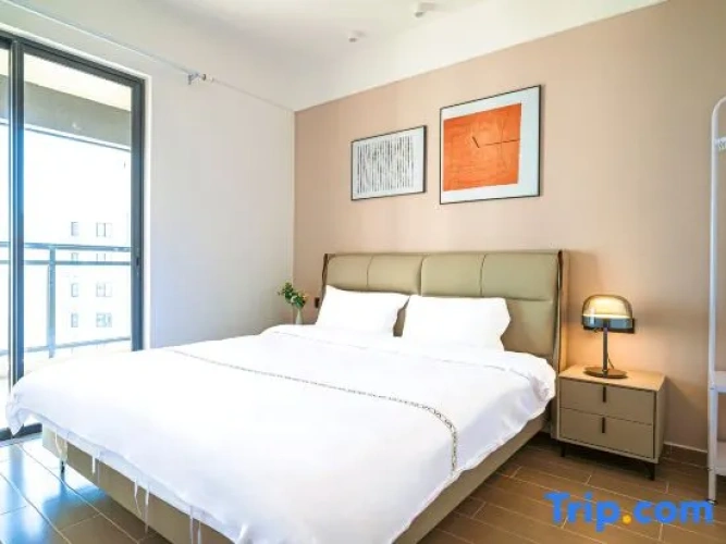 2 Bedrooms Suite with balcony and with sea view