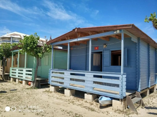 2 Bedrooms Bungalow