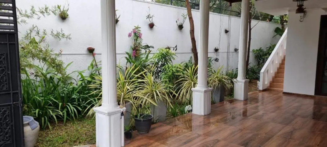 Rajasinhge villa