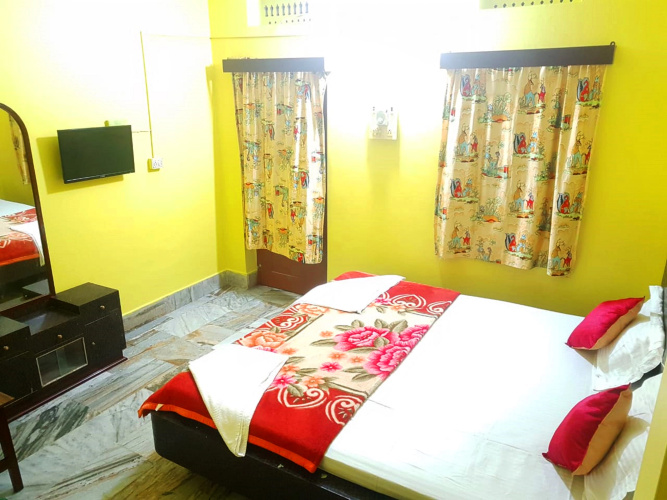 Goroomgo Jully Lodge Puri
