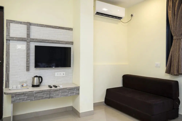 Shalom Indus Residency