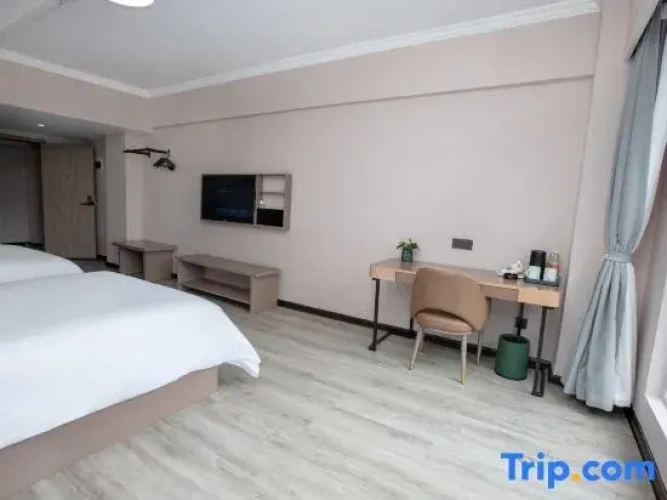 Standard Double room with river view