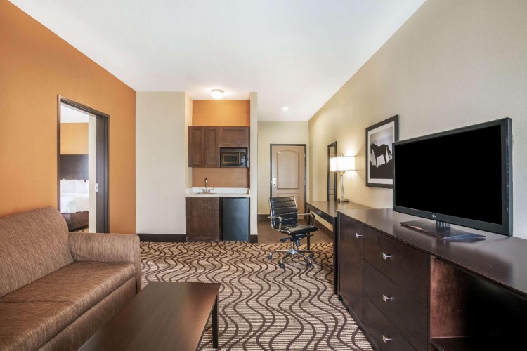 Double Suite