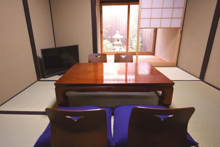 Machiya AND
