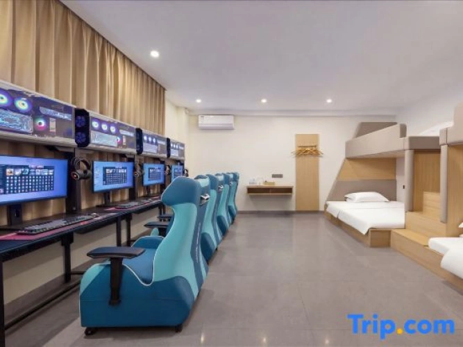 Standard Quintuple room