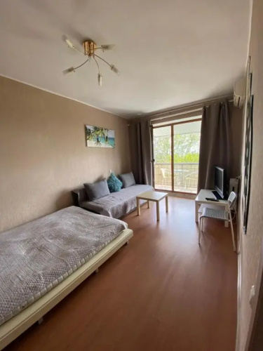 Apartment on Chernomorskaya 2a