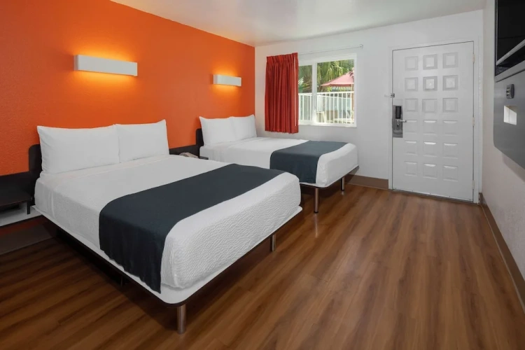 Deluxe Quadruple room