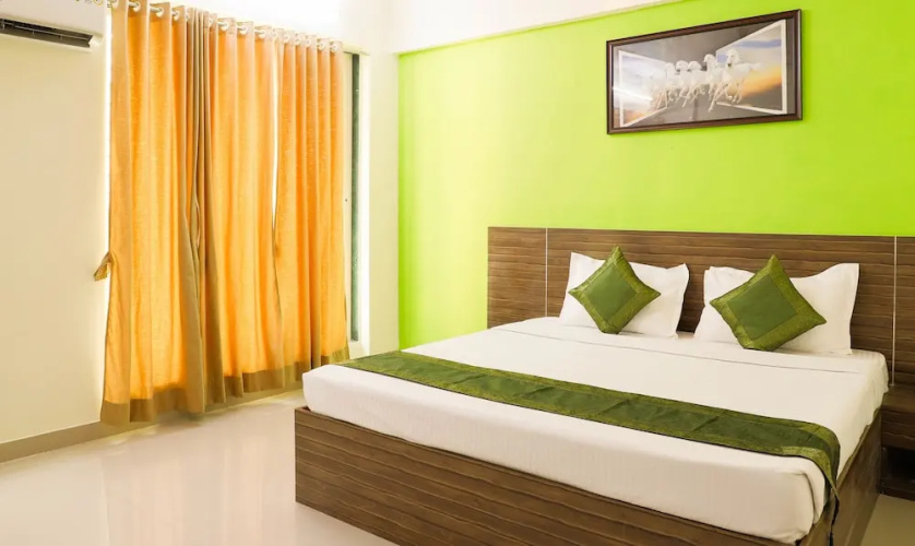 Treebo Trip Nalanda Apts.