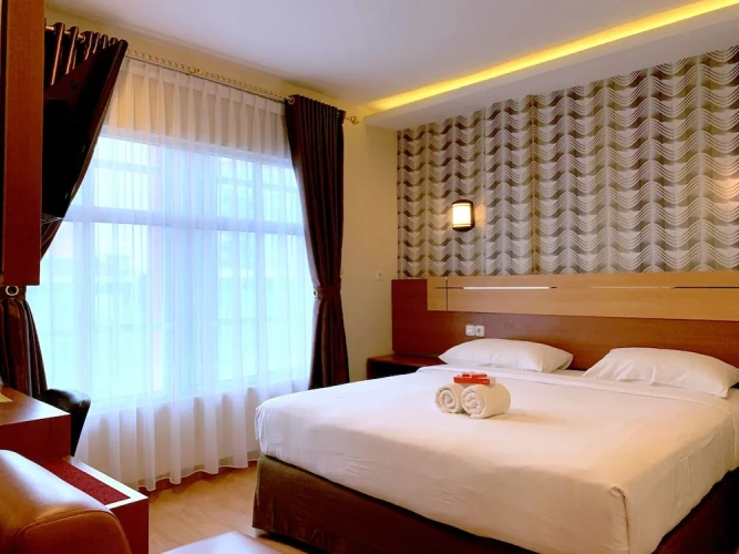 1 Bedroom Deluxe Double room with city view