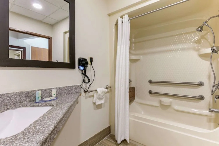 Quality Inn