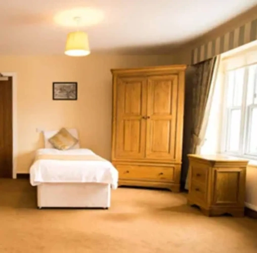 Standard Twin room with balcony