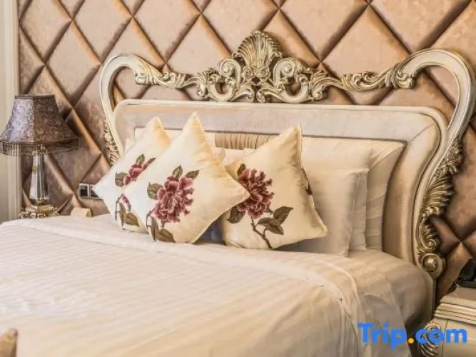 Executive Double Suite with river view