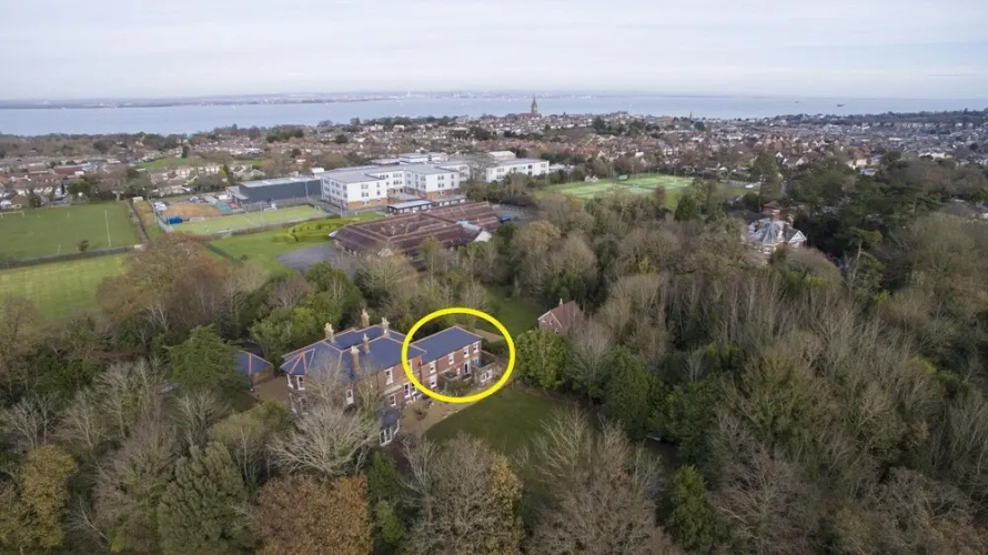 Yew Tree Apartment Two Ryde