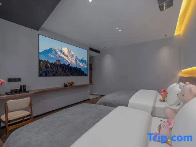 Standard Family room