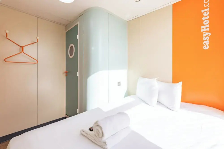easyHotel Edinburgh